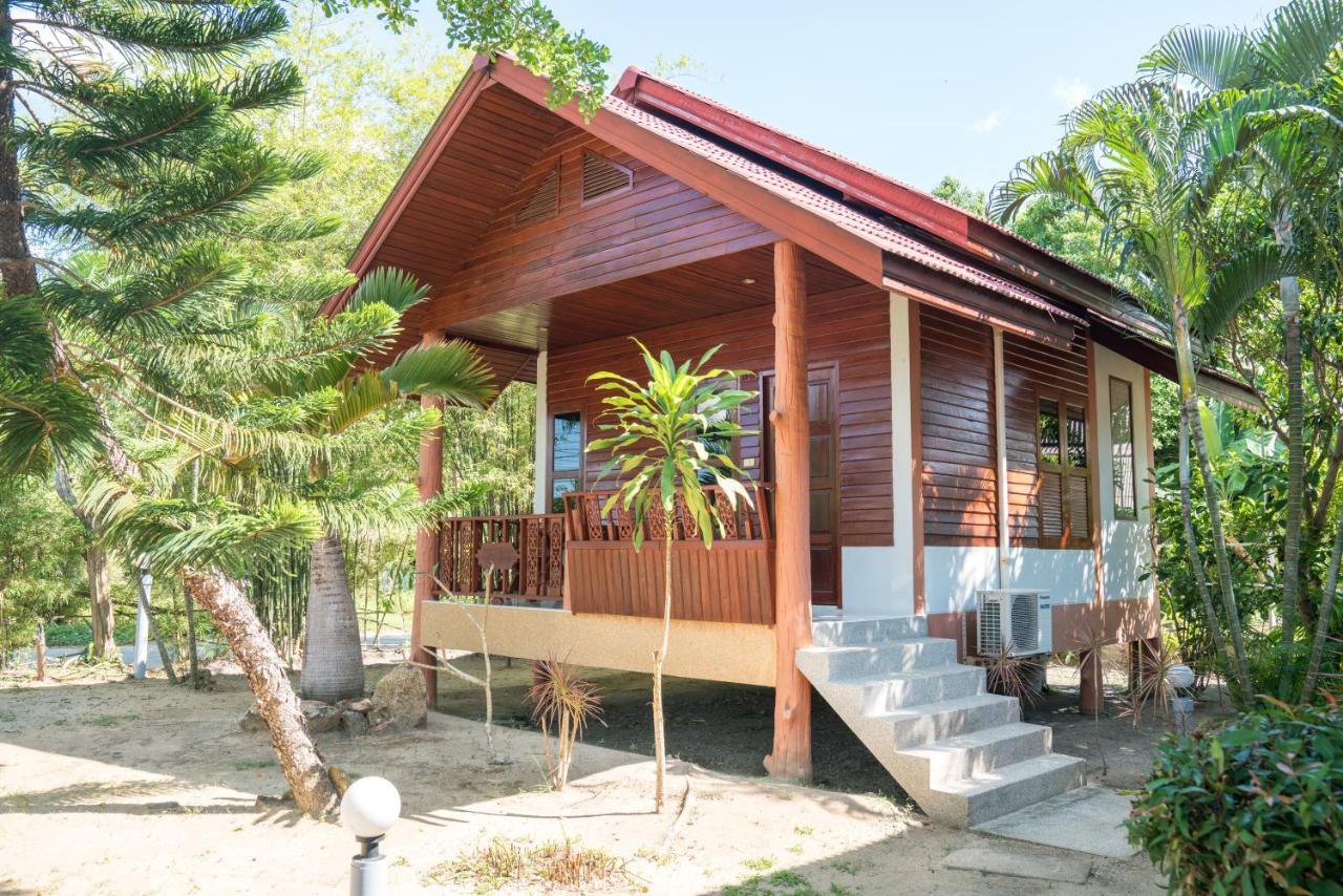 Phangan Lodge Баан Тай Экстерьер фото