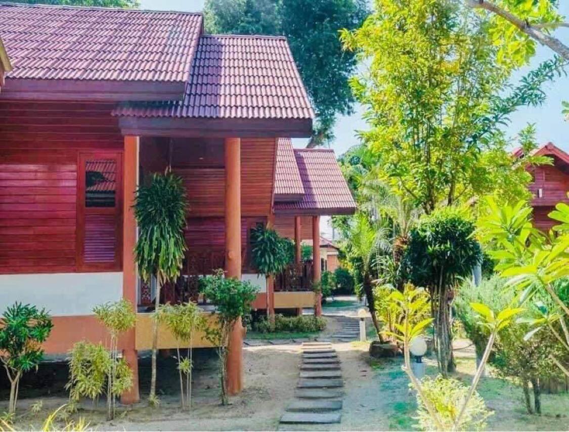 Phangan Lodge Баан Тай Экстерьер фото