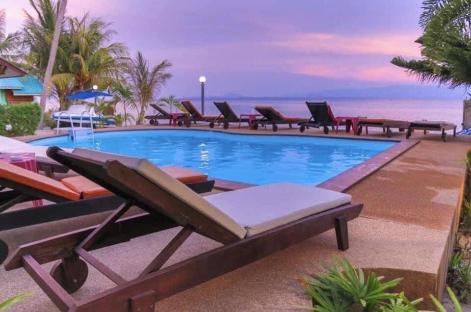 Phangan Lodge Баан Тай Экстерьер фото