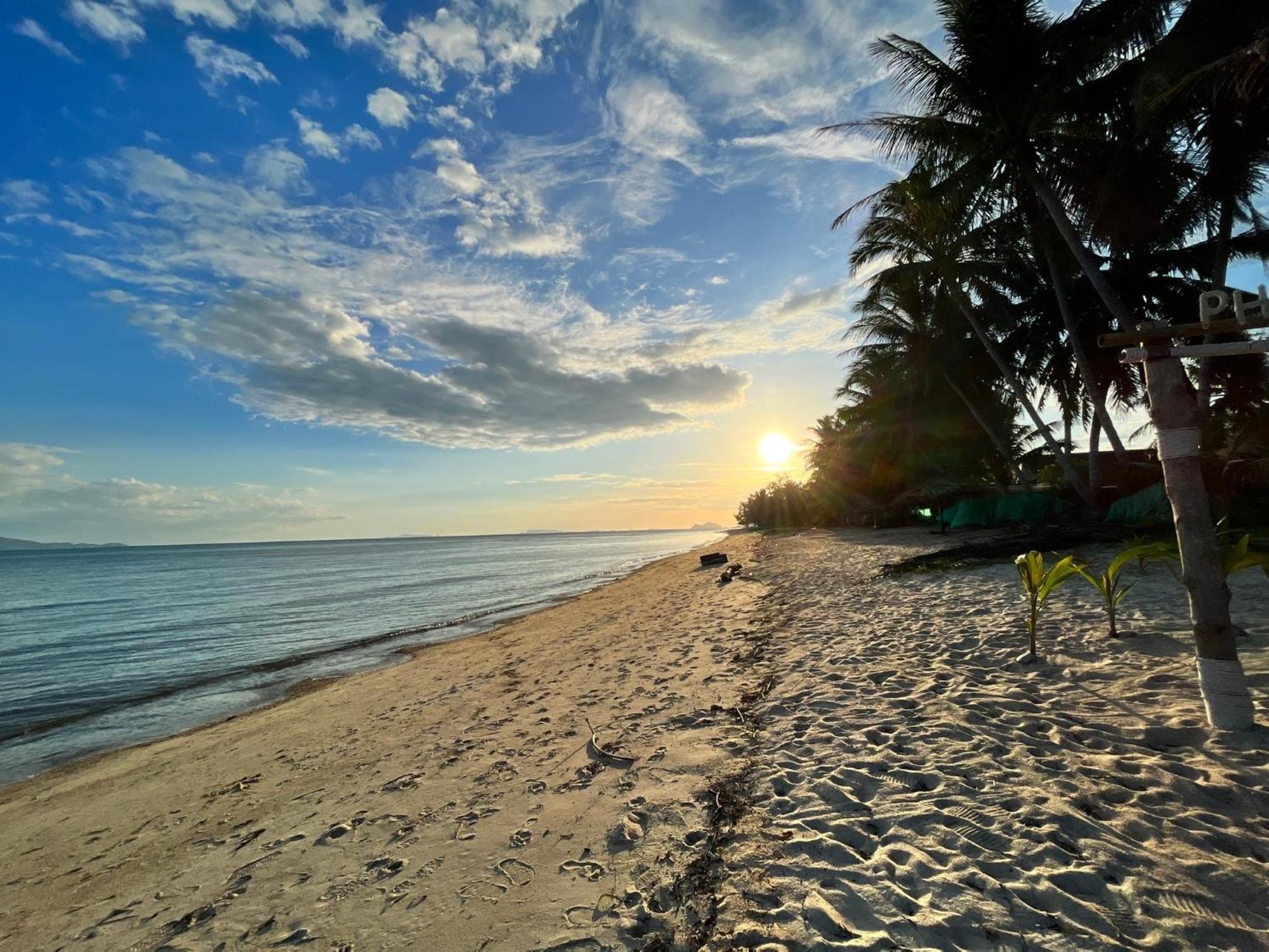 Phangan Lodge Баан Тай Экстерьер фото