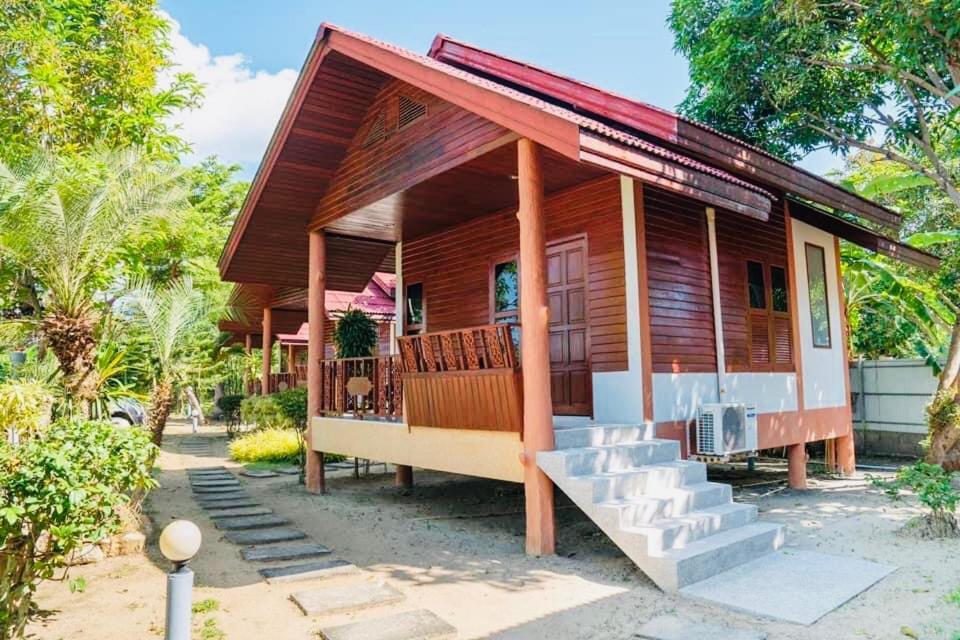 Phangan Lodge Баан Тай Экстерьер фото